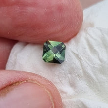 Load image into Gallery viewer, #195 Australian sapphire calibrated square cut 1ct