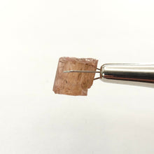 Load image into Gallery viewer, R573 Tourmaline facet rough 6.1cts