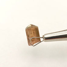 Load image into Gallery viewer, R575 Tourmaline facet rough 5.85cts