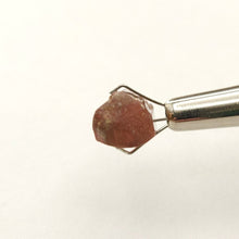 Load image into Gallery viewer, R575 Tourmaline facet rough 5.85cts