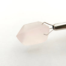 Load image into Gallery viewer, R590 Rose Quartz facet rough 18.95cts