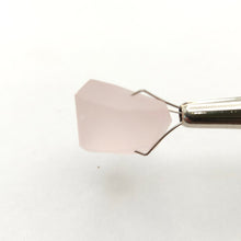 Load image into Gallery viewer, R592 Rose Quartz facet rough 18.0cts
