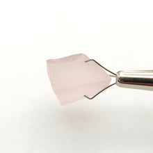 Load image into Gallery viewer, R600 Rose Quartz facet rough 18.15cts
