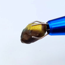 Load image into Gallery viewer, R50 Australian Sapphire star rough 3.3cts