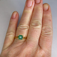 Load image into Gallery viewer, #148 Square scissor crown cut Emerald 1.15cts