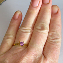 Load image into Gallery viewer, MH7 Pink sapphire brilliant 0.5cts