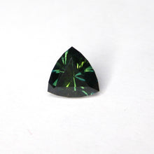 Load image into Gallery viewer, #173 Australian Sapphire Trilliant 1.55cts