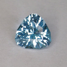 Load image into Gallery viewer, #101 Blue Topaz Trilliant 4.45cts