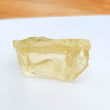 Load image into Gallery viewer, R171 Citrine facet rough 27.0cts
