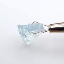 Load image into Gallery viewer, R204 Aquamarine facet rough 6.25cts
