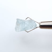 Load image into Gallery viewer, R205 Aquamarine facet rough 9.6cts
