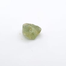 Load image into Gallery viewer, R219 Australian Sapphire facet rough 3.1cts
