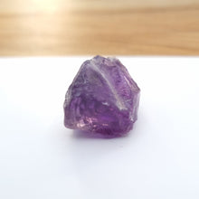 Load image into Gallery viewer, R230 Amethyst facet rough 22.5cts

