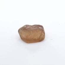 Load image into Gallery viewer, R251 Australian Zircon facet rough 5.5cts
