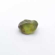 Load image into Gallery viewer, R274 Australian Sapphire facet rough 2.25cts
