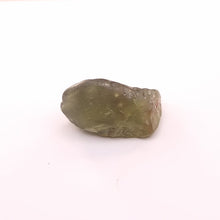 Load image into Gallery viewer, R289 Australian Sapphire facet rough 4.3cts

