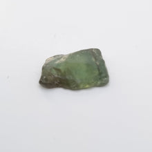 Load image into Gallery viewer, R308 Australian Sapphire facet rough 3.8cts
