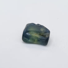 Load image into Gallery viewer, R323 Australian Sapphire facet rough 3.75cts
