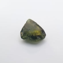 Load image into Gallery viewer, R338 Australian Sapphire facet rough 3.8cts
