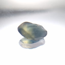 Load image into Gallery viewer, R345 Australian Sapphire facet rough 2.35cts
