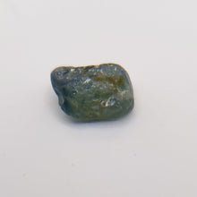 Load image into Gallery viewer, R380 Australian Sapphire star rough 2.1cts
