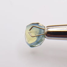 Load image into Gallery viewer, R382 Australian Sapphire facet rough 2.1cts
