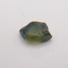 Load image into Gallery viewer, R389 Australian Sapphire facet rough 3.4cts
