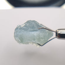 Load image into Gallery viewer, R468 Aquamarine facet rough 16.4cts
