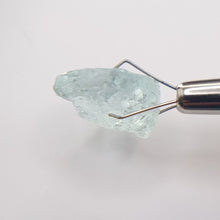 Load image into Gallery viewer, R471 Aquamarine facet rough 8.7cts
