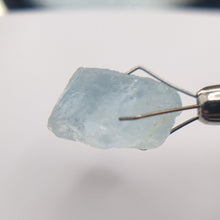 Load image into Gallery viewer, R472 Aquamarine facet rough 12.7cts
