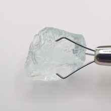 Load image into Gallery viewer, R474 Aquamarine facet rough 10.5cts
