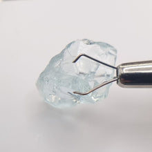 Load image into Gallery viewer, R475 Aquamarine facet rough 8.55cts
