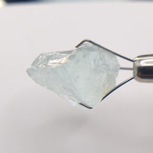 Load image into Gallery viewer, R476 Aquamarine facet rough 11.9cts
