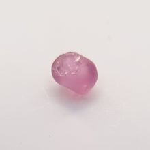 Load image into Gallery viewer, R484 Spinel facet rough 1.25cts
