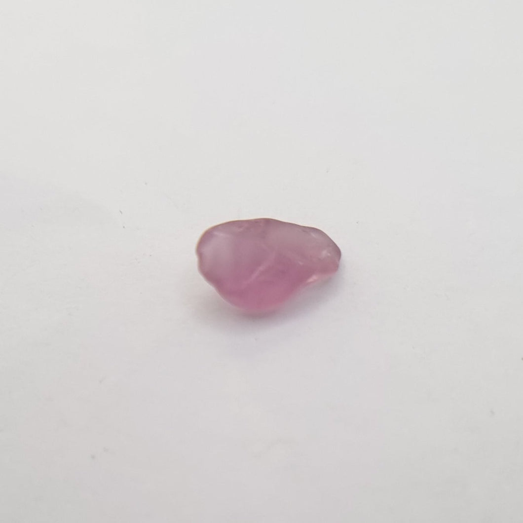 R506 Spinel facet rough 1.3cts