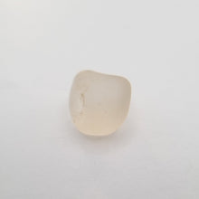 Load image into Gallery viewer, R514 Australian Topaz facet rough 12.8cts
