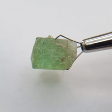 Load image into Gallery viewer, R538 Tourmaline facet rough 15.0cts
