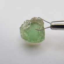 Load image into Gallery viewer, R538 Tourmaline facet rough 15.0cts
