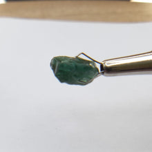 Load image into Gallery viewer, R539 Tourmaline facet rough 7.6cts
