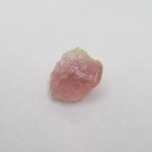 Load image into Gallery viewer, R542 Tourmaline facet rough 6.0cts
