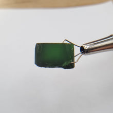 Load image into Gallery viewer, R548 Tourmaline facet rough 13.5cts
