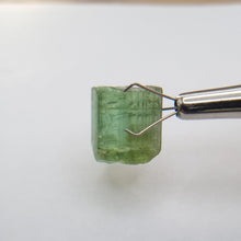 Load image into Gallery viewer, R549 Tourmaline facet rough 15.6cts
