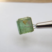 Load image into Gallery viewer, R549 Tourmaline facet rough 15.6cts
