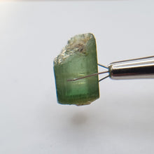 Load image into Gallery viewer, R552 Tourmaline facet rough 18.6cts
