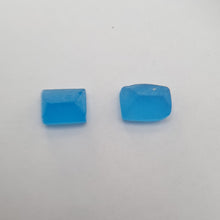 Load image into Gallery viewer, R518 Swisse Blue Topaz facet rough pair 15.4cts total
