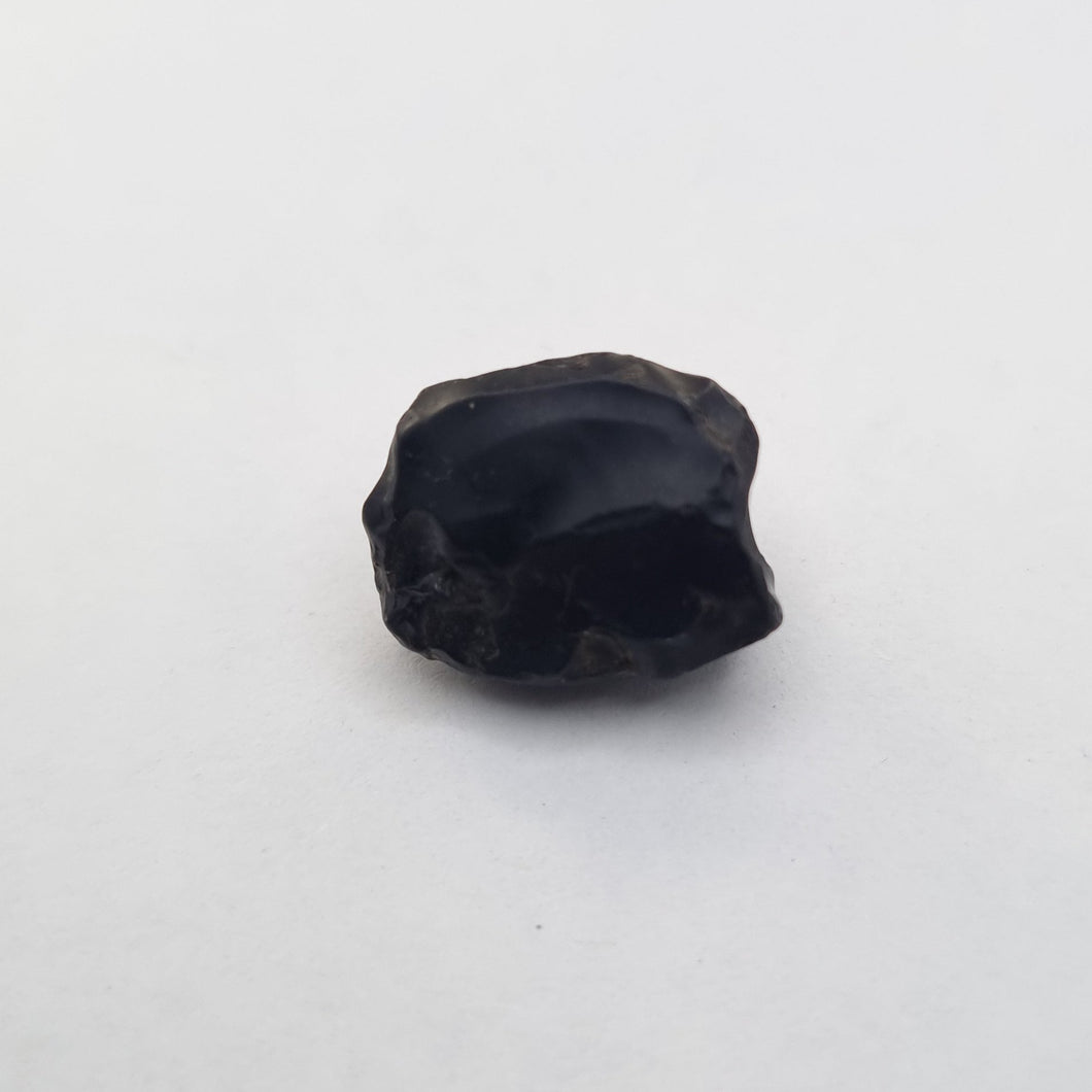 R528 Australian Spinel facet rough 17.0cts