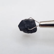 Load image into Gallery viewer, R530 Australian Spinel facet rough 11.5cts
