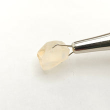 Load image into Gallery viewer, R563 Citrine facet rough 5.3cts
