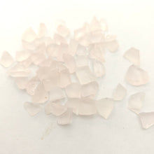 Load image into Gallery viewer, M001 Morganite melee rough 5ct blind pour
