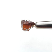Load image into Gallery viewer, R625 Australian Zircon facet rough 4.4cts
